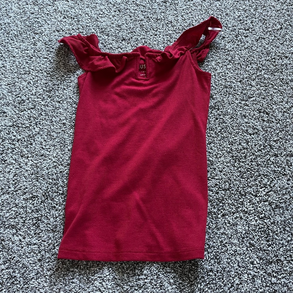 red tank top